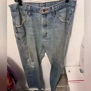 Light blue wash jeans